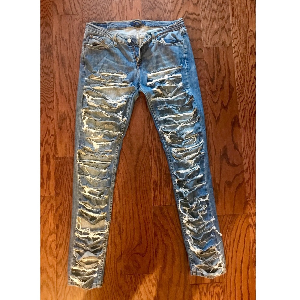 Ultra Distressed Levi’s